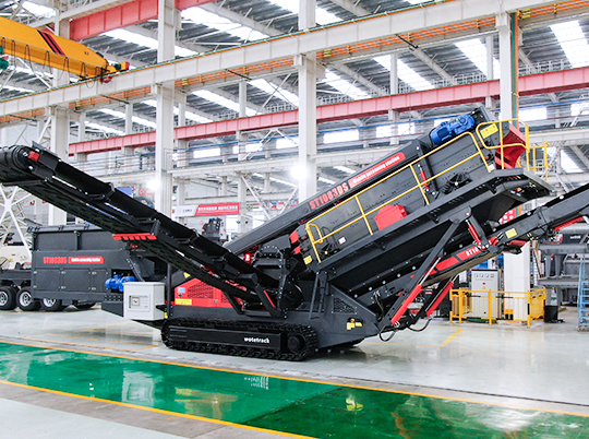 如何輕松應(yīng)對礦山破碎篩分的場地限制和基建難題？履帶式移動破碎篩分站給你答案