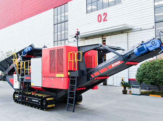 紅星履帶移動破碎篩分站，行走的破碎制砂廠！無需基建，投資成本更低！