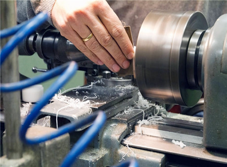 選擇高性價比的顎式破碎機，這些你一定要懂