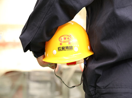 破碎機(jī)如何保養(yǎng)才能安全過冬？紅星機(jī)器教你幾招