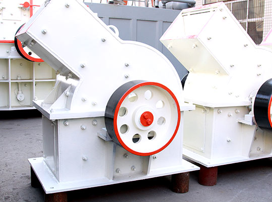 紅星破碎機改進設(shè)計降低篦條磨損