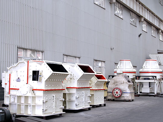 紅星解密：適用于螢石破碎的設(shè)備都有哪些？